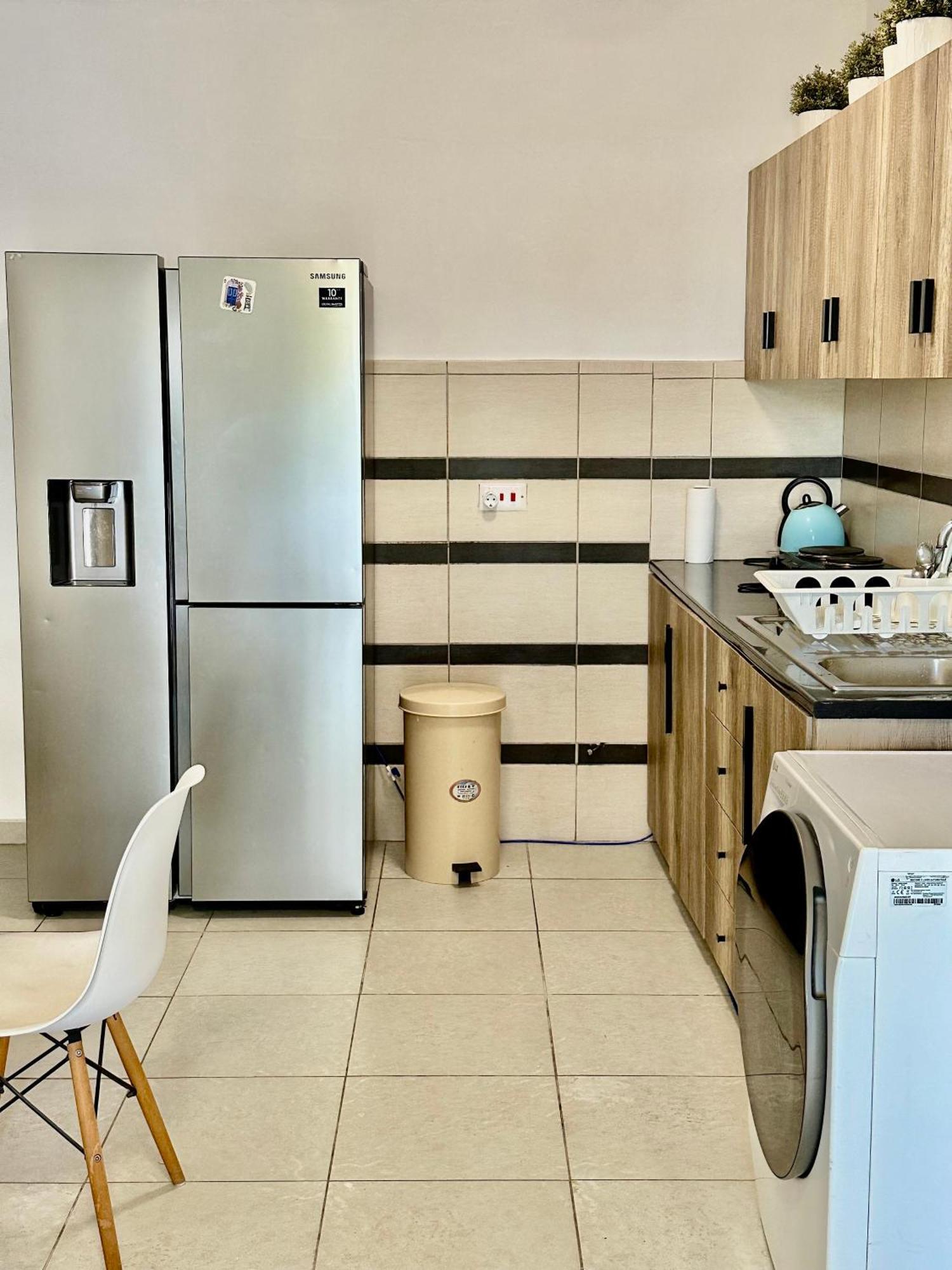 Flat In The Heart Of Ayia Napa/Центр Айя Напы Apartamento Exterior foto